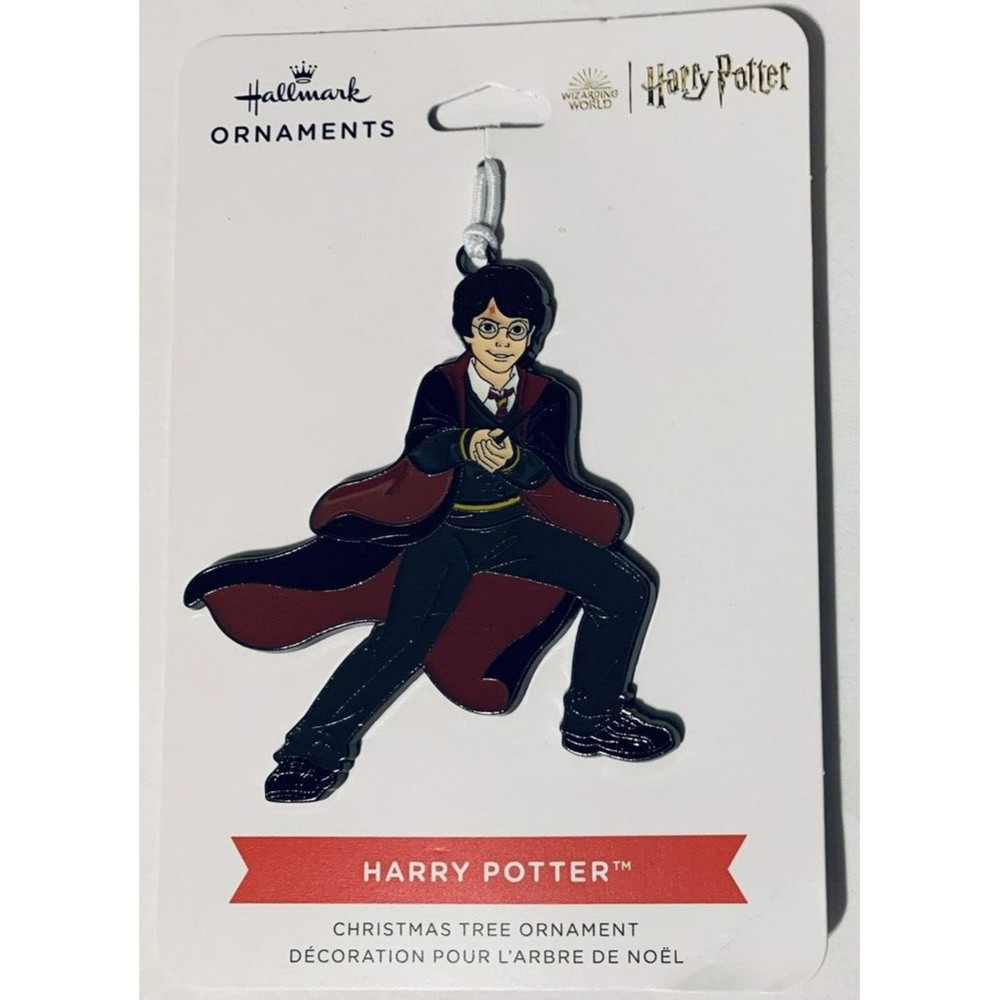 Hallmark 2022 Harry Potter with Wand Cape 2.5” Metal Enamel Christmas Ornament - Picture 4 of 10